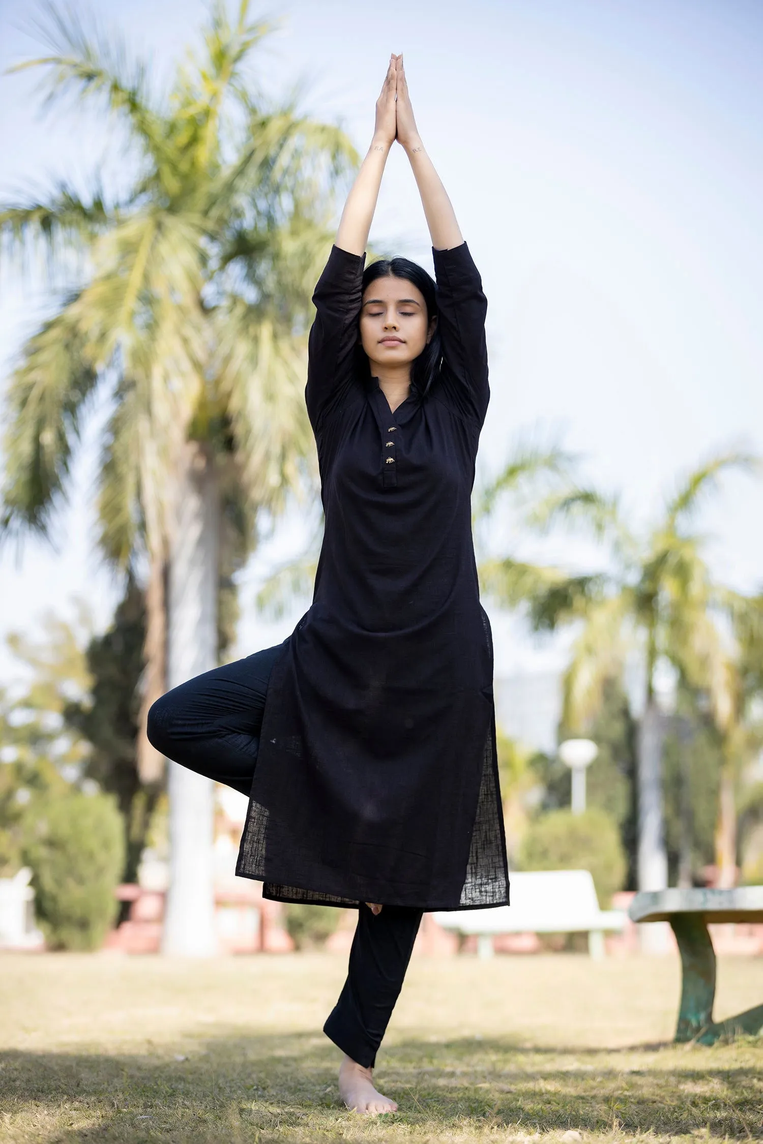 Black Solid Cotton Casual Kurta (pack of 1)