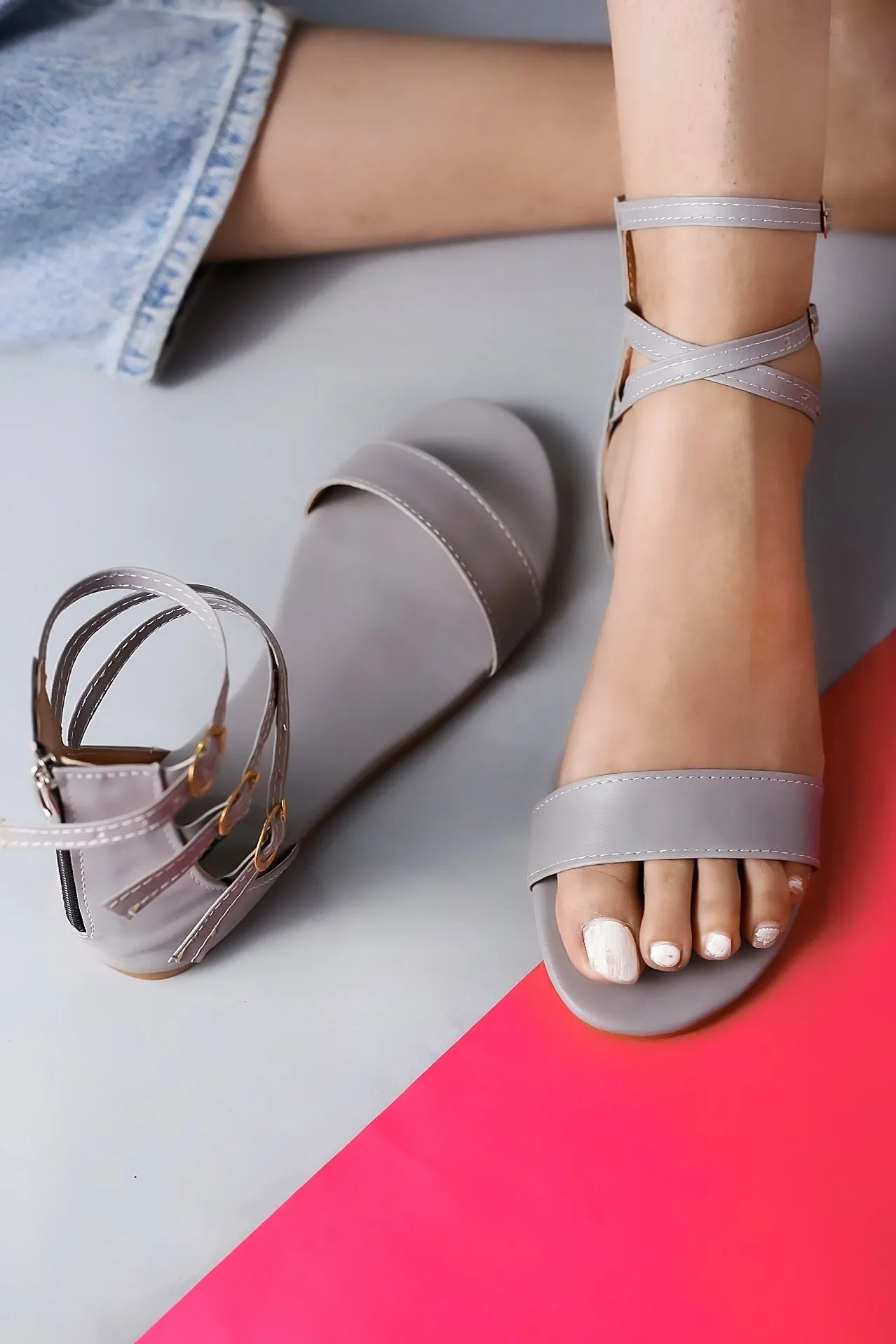 Brauch Women's Grey High Multi Strap Sandal