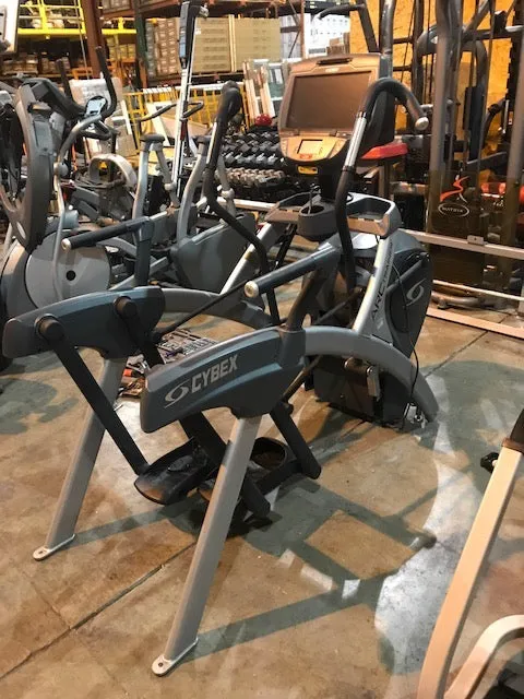 Cybex 770AT Arc Trainer