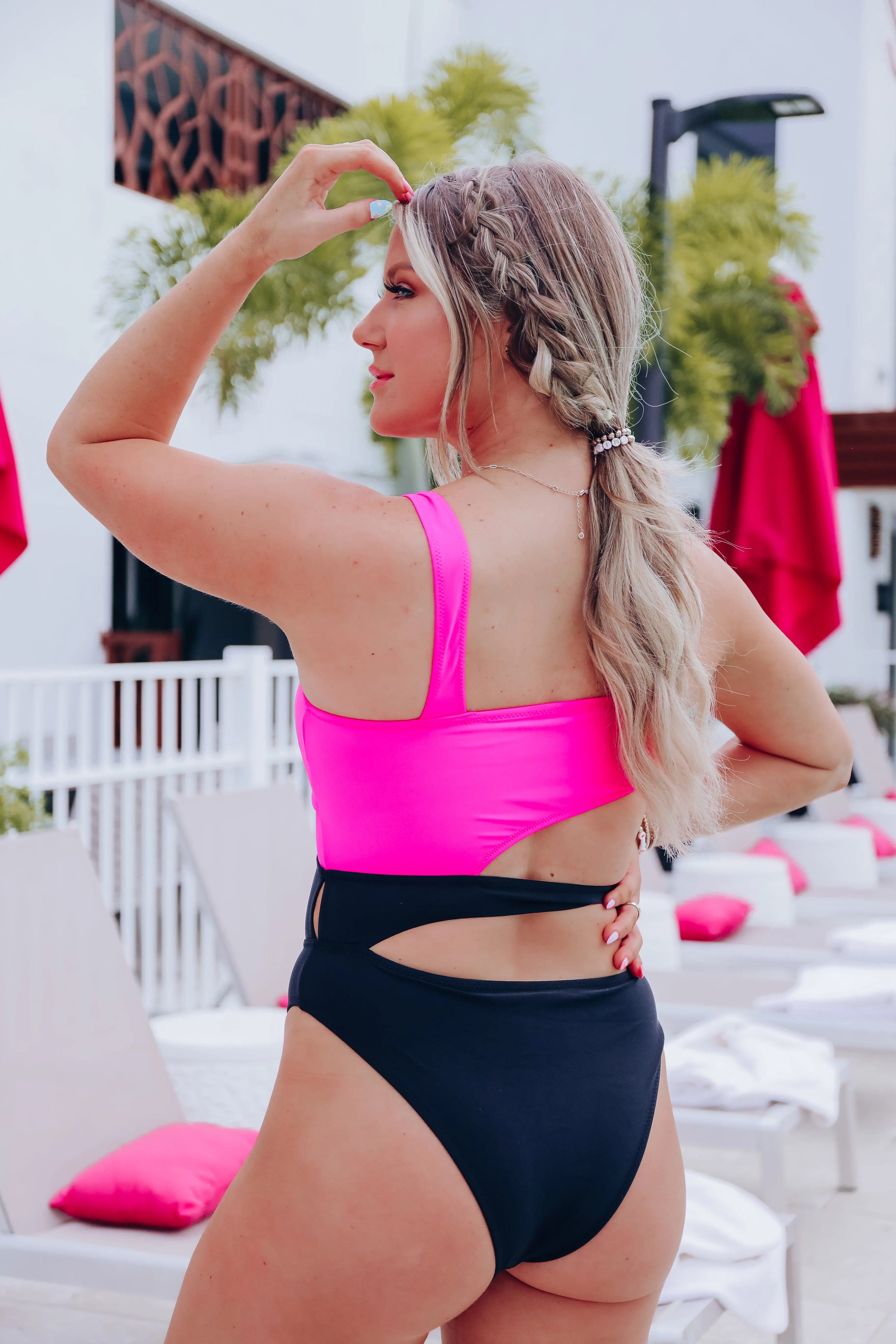 Diving In One-Piece Swimsuit - Pink