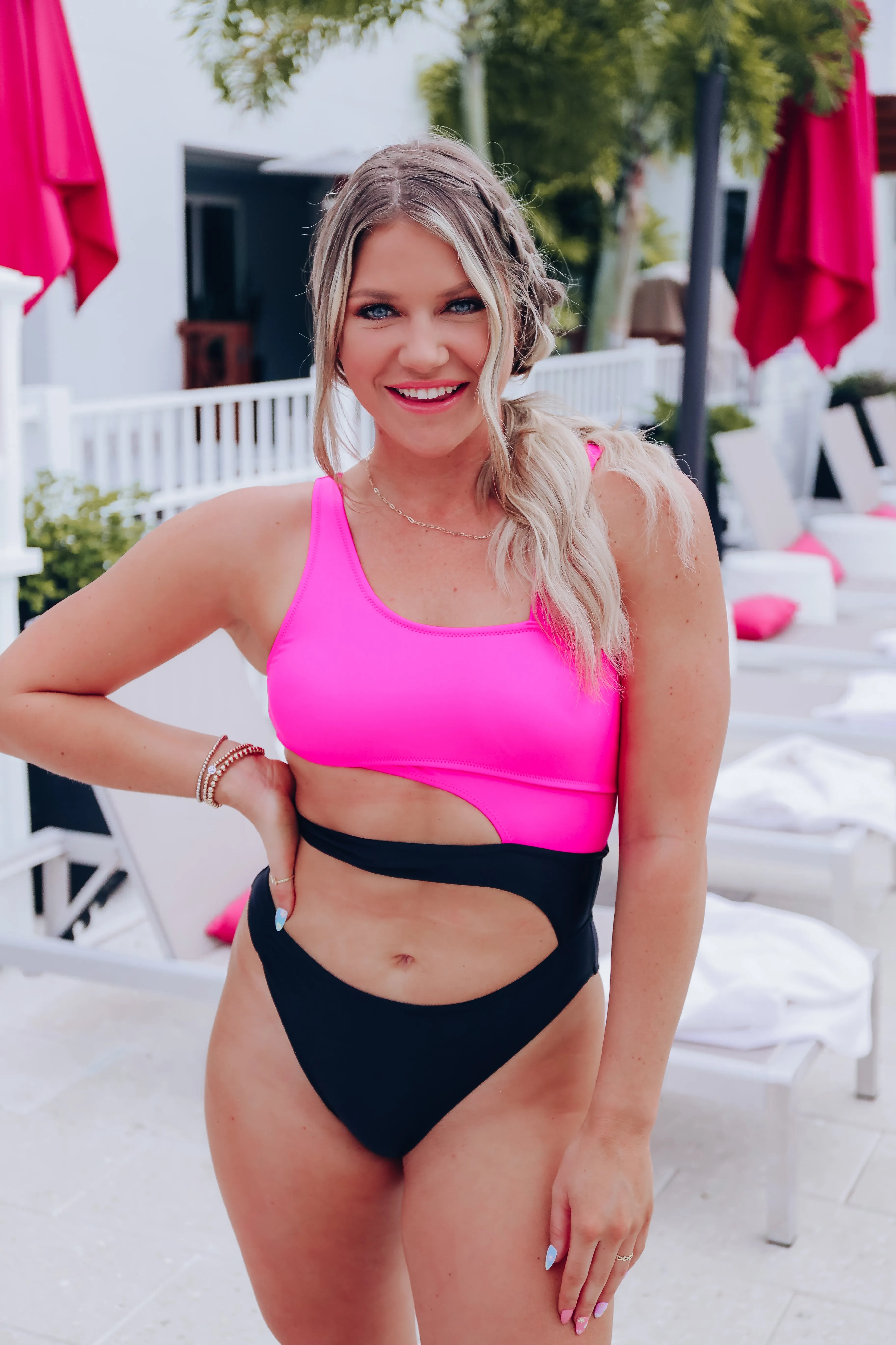 Diving In One-Piece Swimsuit - Pink