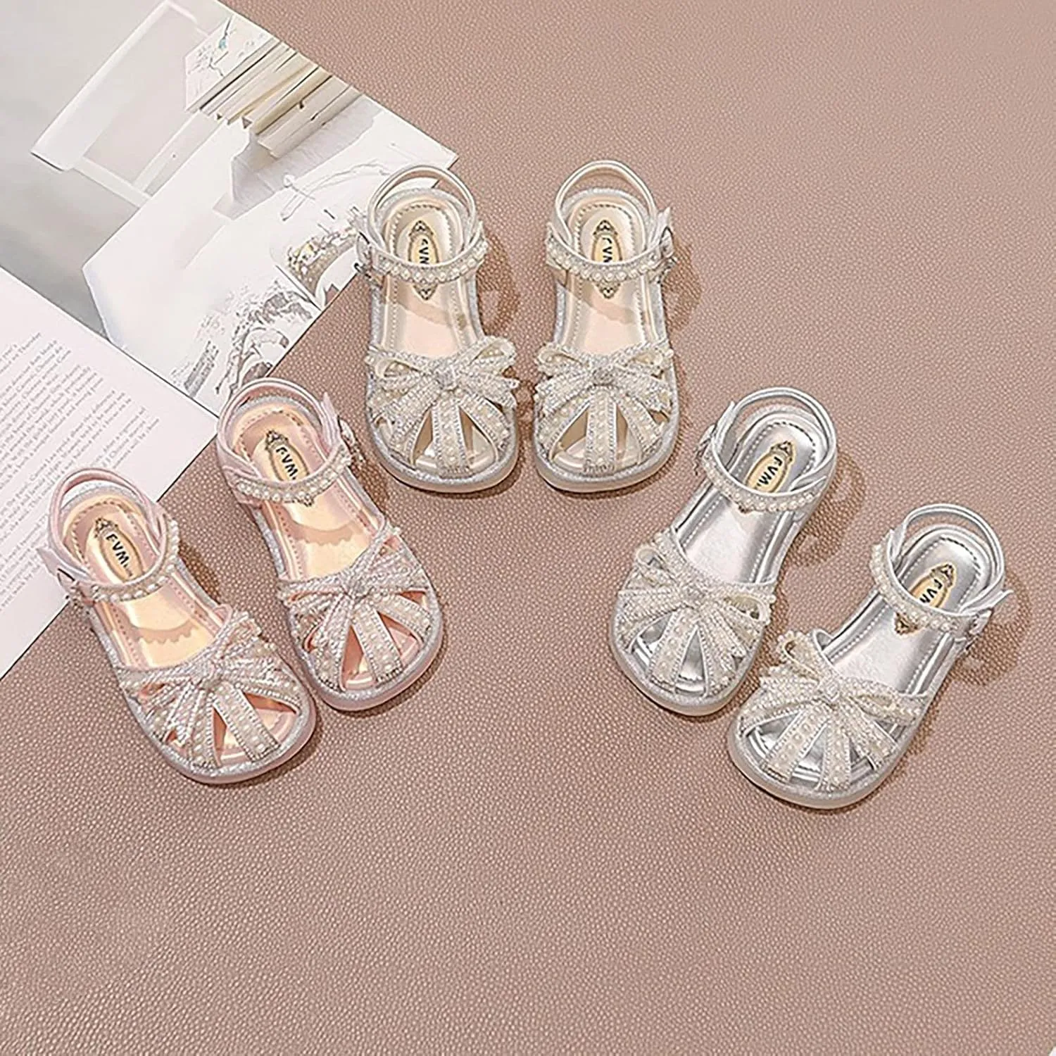 Girls Sandals Leather Soft Closed Toe Cute Flat Dress Sandals Strappy Summer Shoes Toddler/Little Kid/Big Kid (Silver, 3 Big Kids)