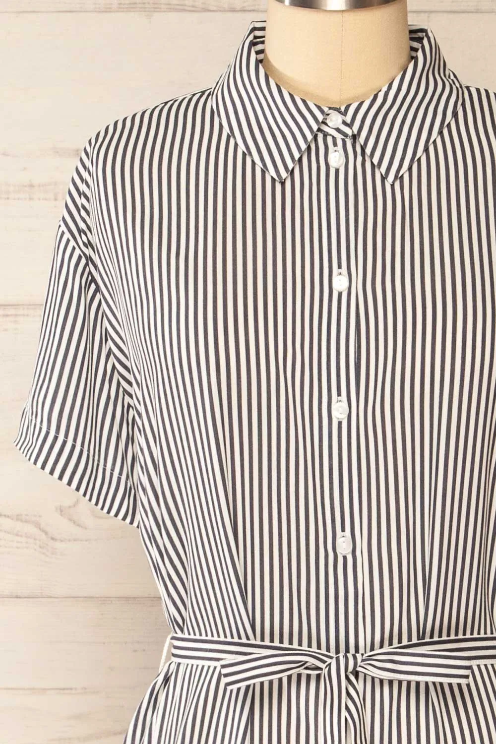 Latresne Black Stripes | Buttoned Midi Shirt Dress