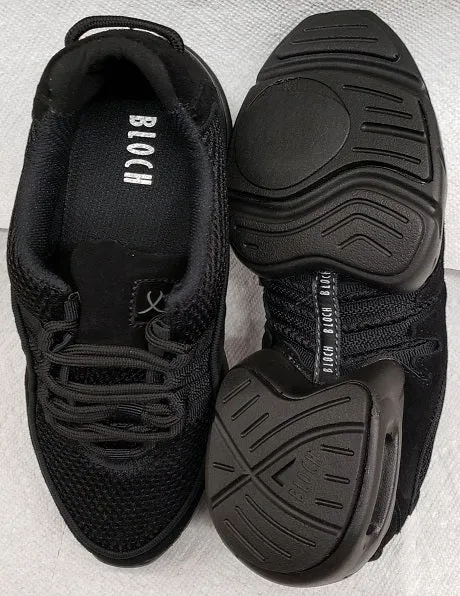Lawrence -- Split Sole Dancesneaker -- Black