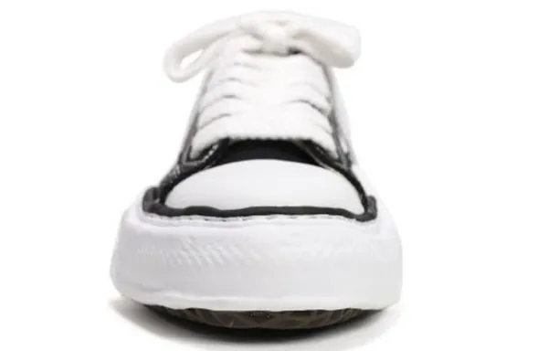 Maison MIHARA YASUHIRO PETERSON OG Sole Canvas Low-top Sneaker 'Black'
