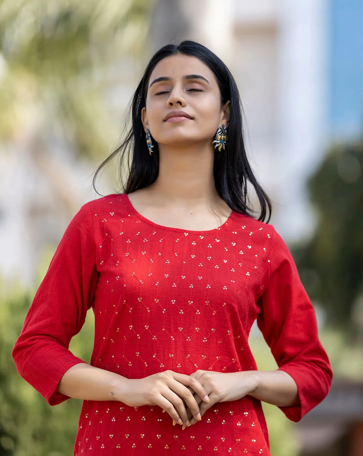 Red Solid Sequins Embellished Cotton Casual Kurta (Set of 1)