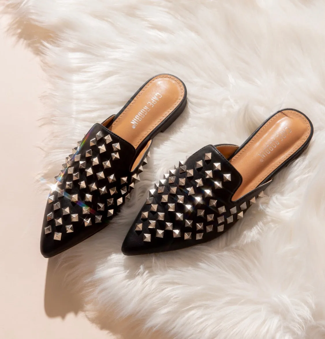 SILVER STUDS BLACK MULE