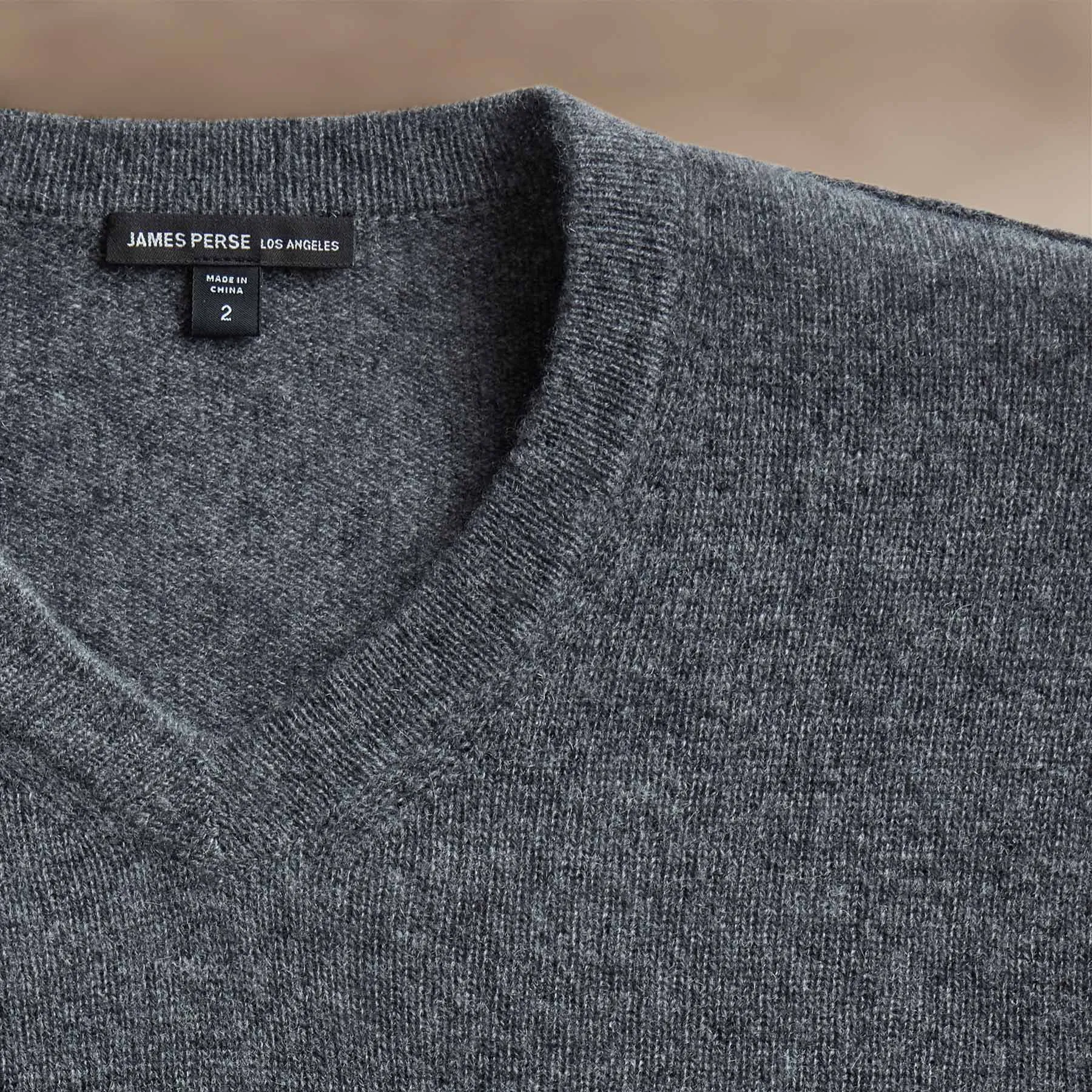 Soft Featherweight Cashmere V Neck - Flannel