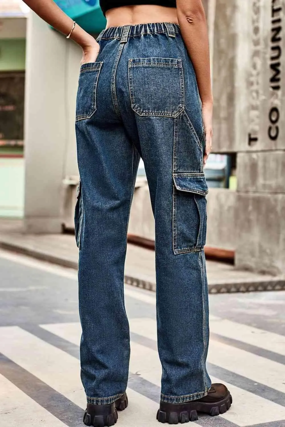 Throwback Fashion Loose Fit Cargo Jeans