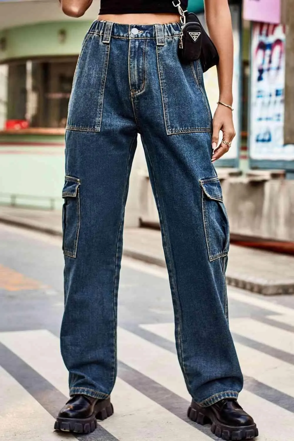 Throwback Fashion Loose Fit Cargo Jeans