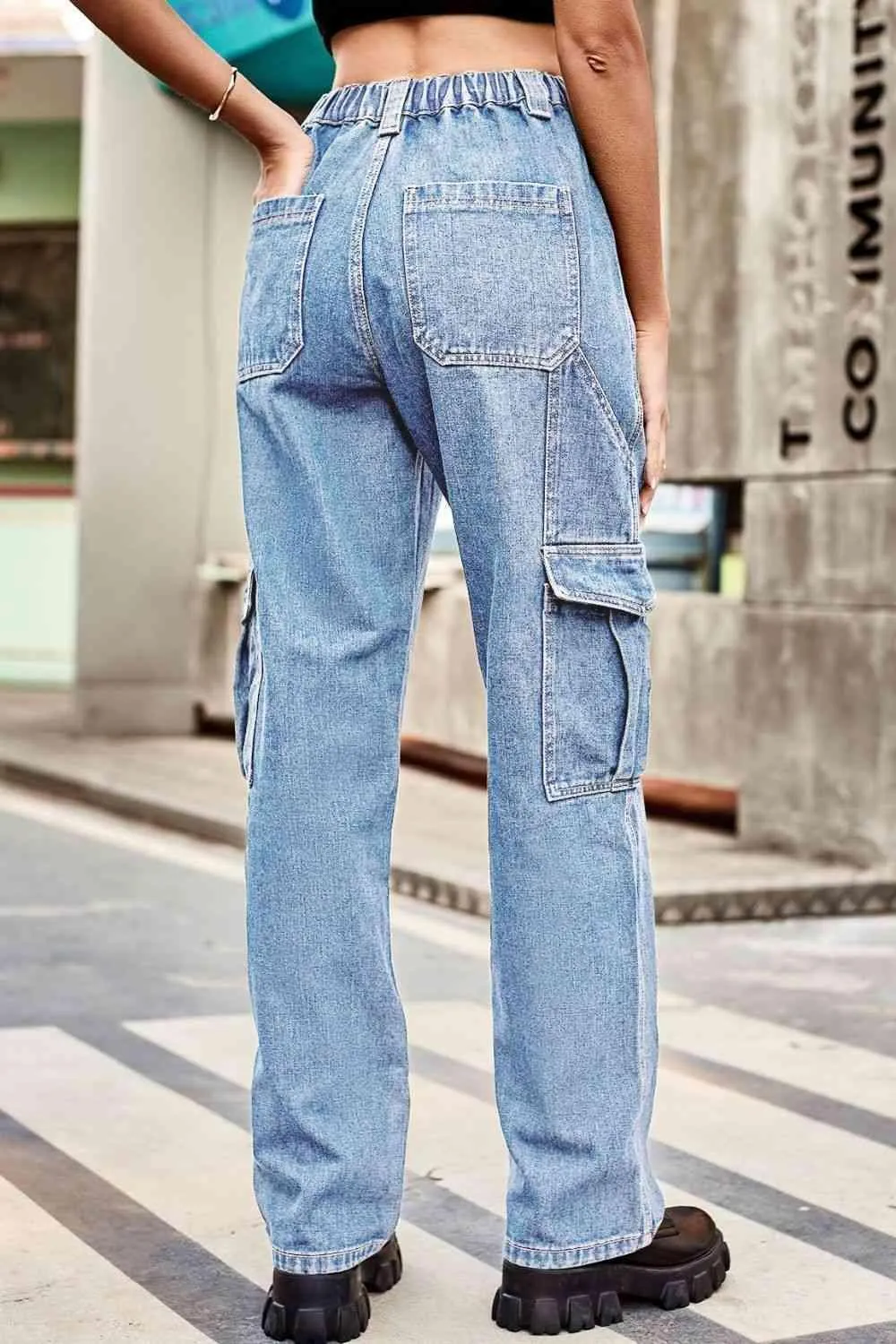 Throwback Fashion Loose Fit Cargo Jeans