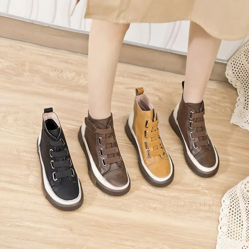 Women's Genuine Leather Sneakers / Trend Round Toe Flat Footwear