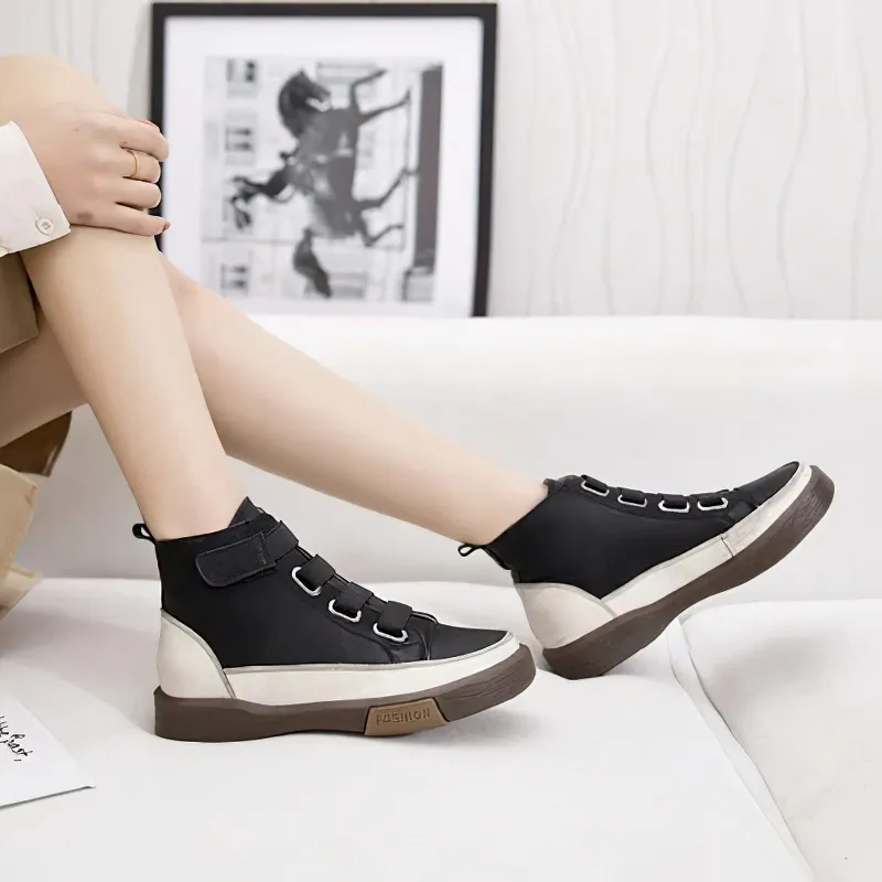 Women's Genuine Leather Sneakers / Trend Round Toe Flat Footwear